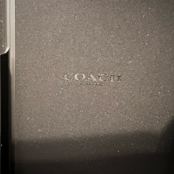 Coach (R $129) authentic IPhone 15 Pro Max Case Wallet NWT - Picture 10 of 13